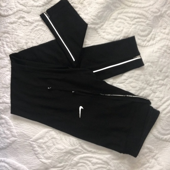 Nike Pants - Nike running leggings